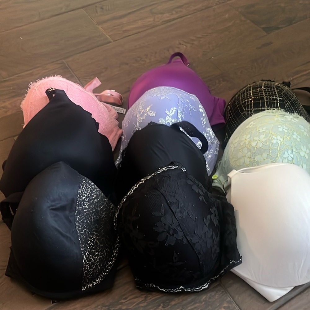 Lot of 10 bras 38ddd